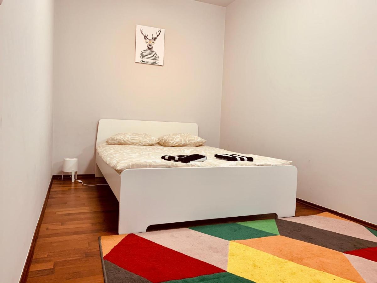 Apartament Charming *