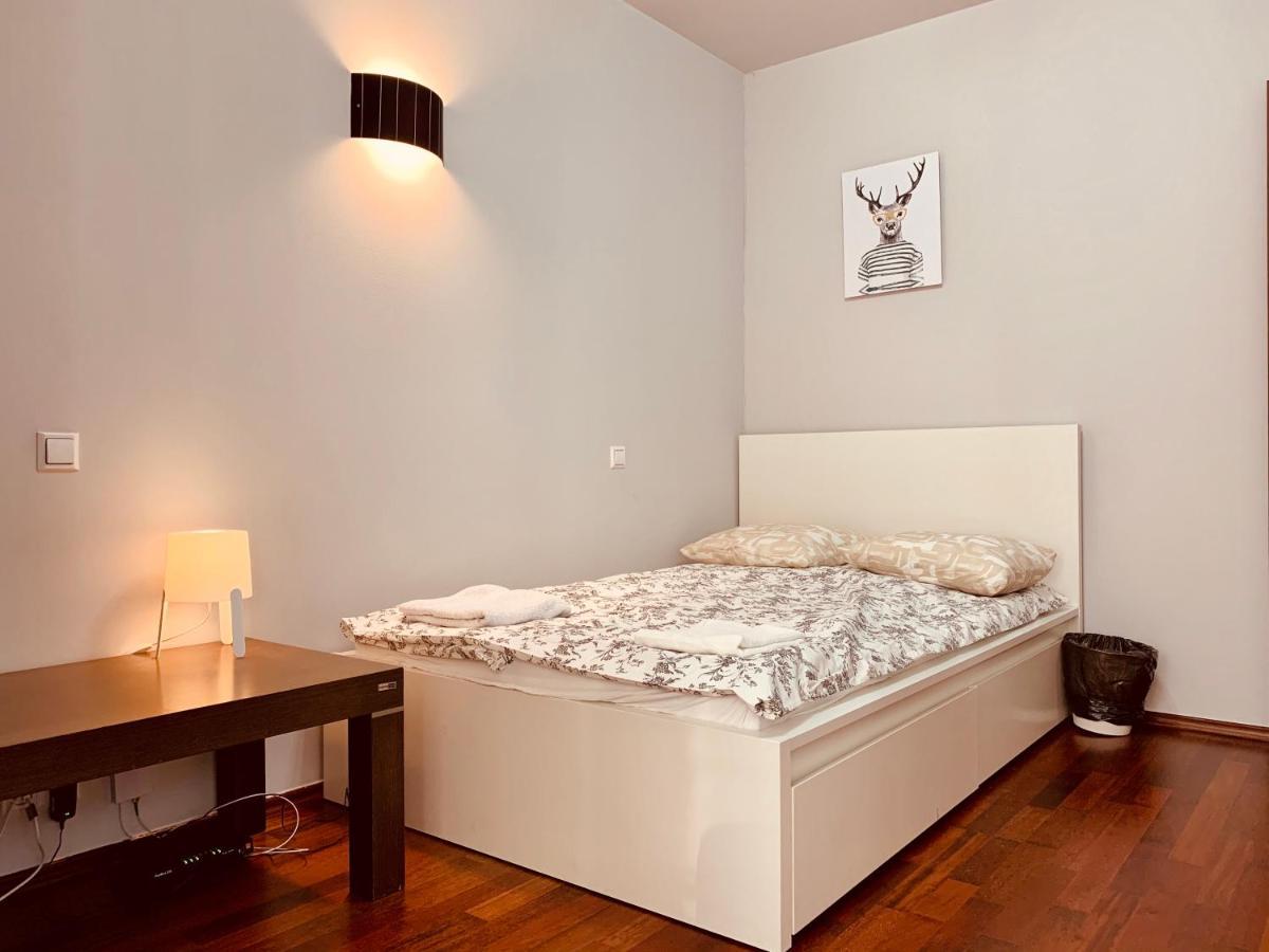 Apartament Charming *